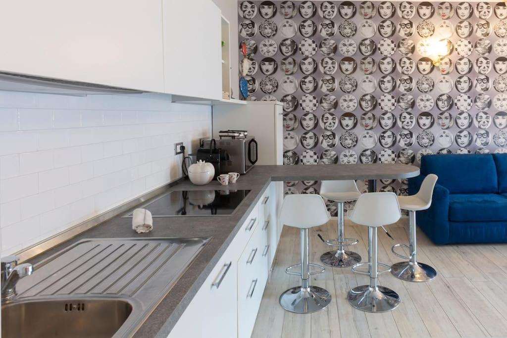 My Charming Apartments Ai Navigli-Vigevano Suite Milan Exterior photo