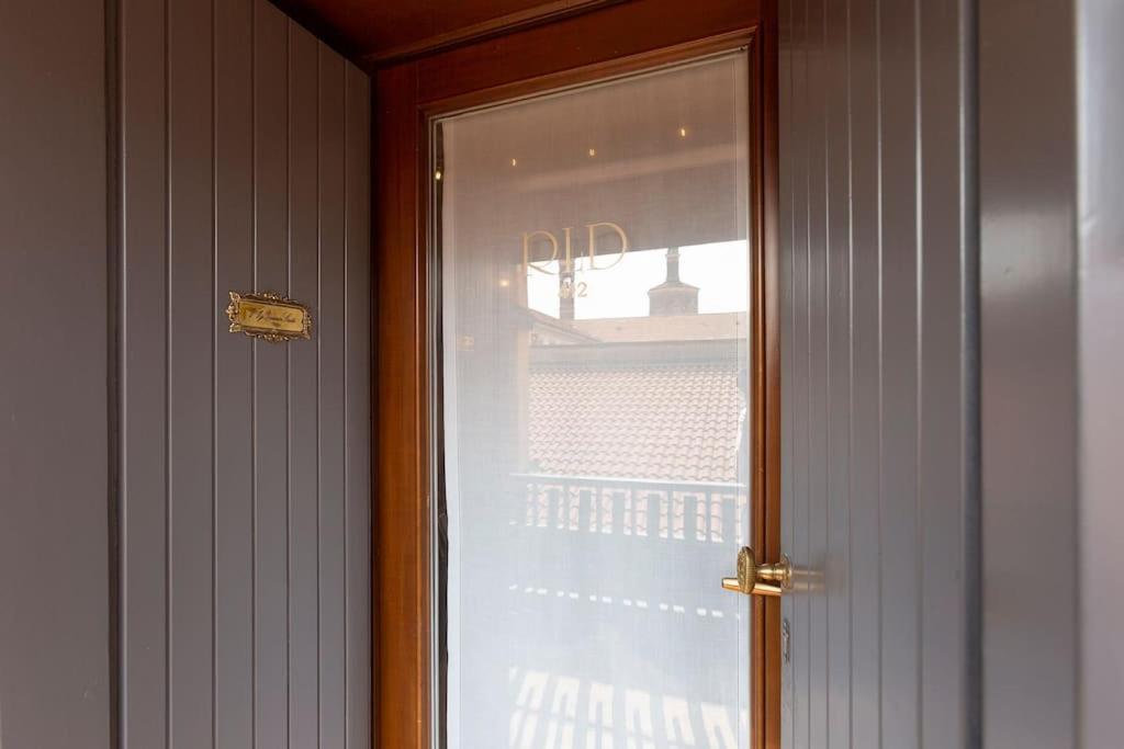 My Charming Apartments Ai Navigli-Vigevano Suite Milan Exterior photo