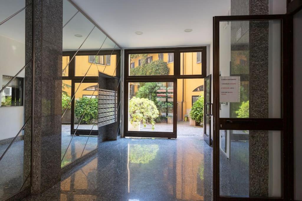 My Charming Apartments Ai Navigli-Vigevano Suite Milan Exterior photo