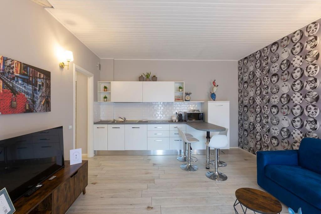 My Charming Apartments Ai Navigli-Vigevano Suite Milan Exterior photo